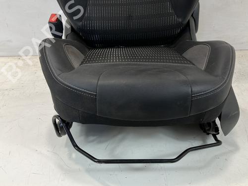 Left front seat PEUGEOT 2008 I (CU_) 1.2 THP 130 / PureTech 130 | BP23131254C15  - Image 5