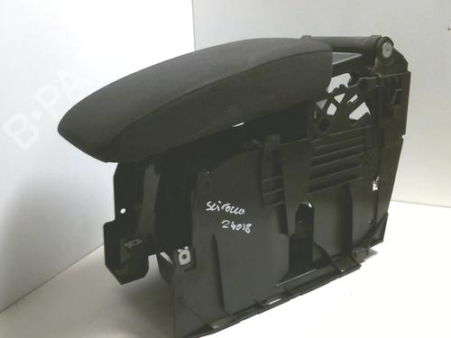 Used Armrest / Center console VW SCIROCCO III (137, 138) 1.4 TSI (122 hp) 22021214