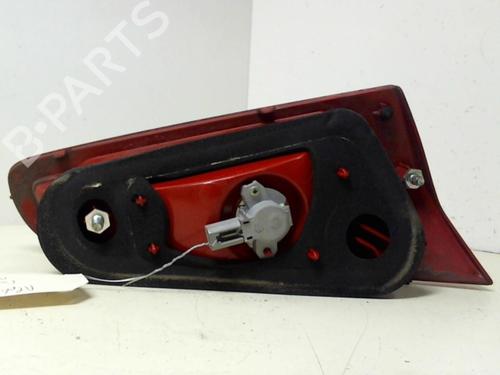 Used Right tailgate light Right tailgate light ALFA ROMEO 147 (937_) 1.9 JTDM 16V (937.AXN1B, 937.BXN1B) (150 hp) 20945265 20945265