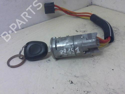 Used Ignition barrel RENAULT SCÉNIC I MPV (JA0/1_, FA0_) 1.6 (JA00, JA16, JA15, JA19, JA1V, JA2B, JA2C, JA0B,... (107 hp) 32393290