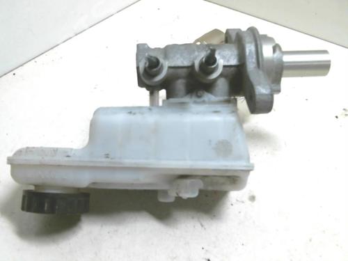 Brake master cylinder RENAULT KANGOO Express (FW0/1_) 1.5 dCi 75 (FW07, FW10, FW04) | BP20957681M77