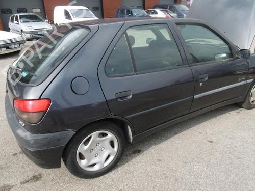 Cockpit PEUGEOT 306 Hatchback (7A, 7C, N3, N5) 1.9 DT | BP20940357C47 