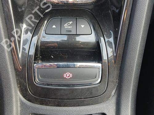 Used Switch CITROËN C5 III (RD_) 2.0 HDi 140 (RDRHF8, RDRHFA, RDRHA8, RDRHAJ) (140 hp) 31849774