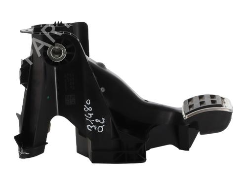 break-pedal-audi-q2-gab-gag-2016-32383077 main image