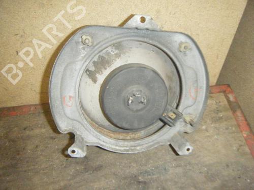 Used Left headlight VW POLO II (86C, 80) 1.0 (45 hp) 22019822