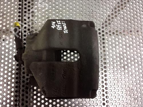 Used Left front brake caliper SEAT LEON (1P1) 2.0 TDI 16V (140 hp) 20940244