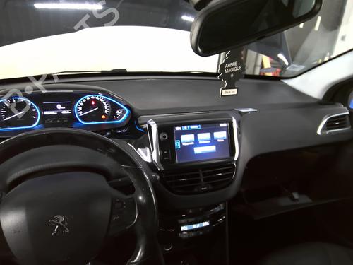 Used Dashboard Dashboard PEUGEOT 2008 I (CU_) 1.2 THP 110 / PureTech 110 (110 hp) 34558504 34558504