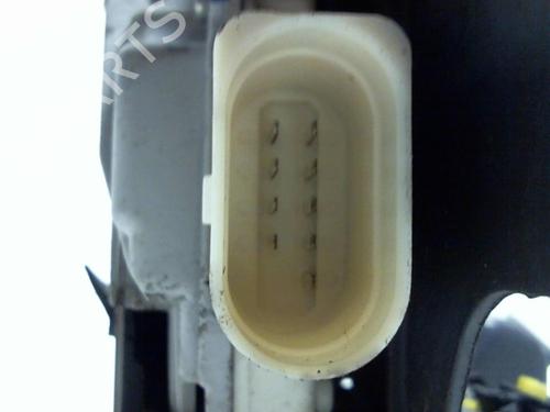 Used Front left lock AUDI A4 B7 Avant (8ED) 2.0 TDI (170 hp) 20953515