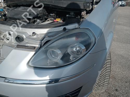 Phare gauche LANCIA MUSA (350_) 1.3 D Multijet (350.AXM11, 350.AXM1A, 350.AXI1A) (95 hp) 32719737