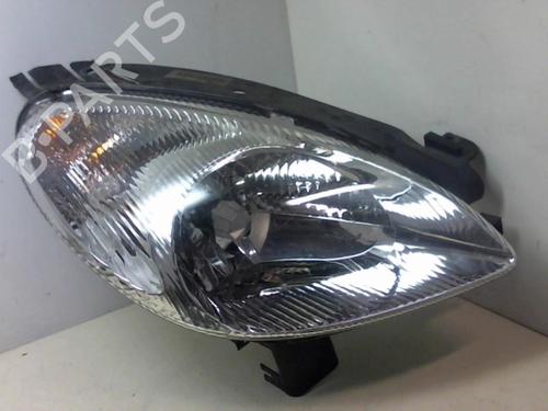 Used Right headlight CITROËN XSARA PICASSO (N68) 1.8 16V (115 hp) 27212116