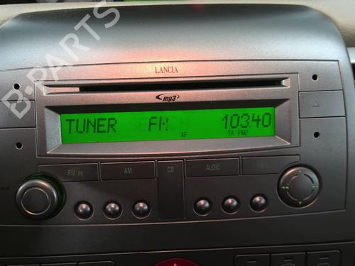 Used Radio Radio LANCIA YPSILON (843_) 1.3 D Multijet (843.AXE11, 843.AXE1A) (90 hp) 33741307 33741307