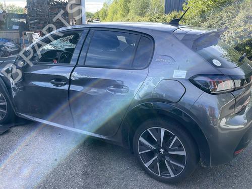 Used Parts PEUGEOT 208 II (UB_, UP_, UW_, UJ_) 1.2 PureTech 100 (101 hp) 4381458
