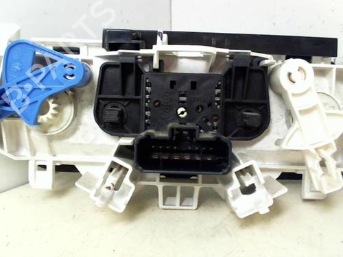 Climate control RENAULT TWINGO II (CN0_) | BP33285873I5 - Image 3