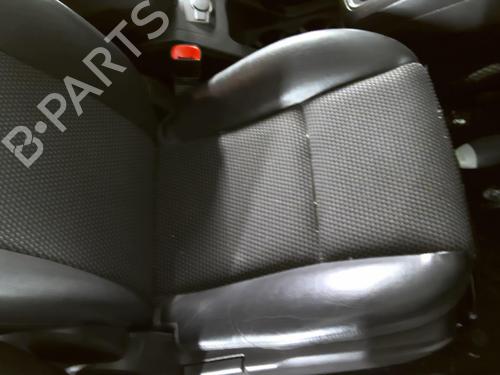 Right front seat CHEVROLET CAPTIVA (C100, C140) 2.0 D 4WD | BP23790726C16 - Image 2