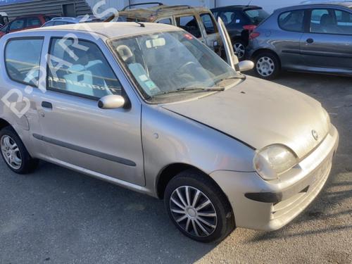 Left front indicator FIAT SEICENTO / 600 (187_) 1.1 (187AXB, 187AXB1A, 187AXC1A02) | BP20948032C32 