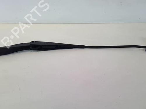 Front windshield wiper arm DACIA SANDERO II TCe 90 (B8M1, B8MA, B8AC) | BP20965023C143