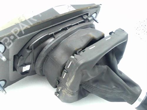 Used Gear lever Gear lever AUDI A4 B8 (8K2) 2.0 TDI (143 hp) 22023407 22023407