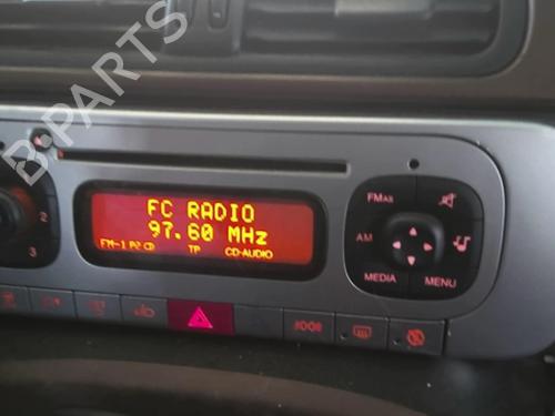 Used Radio Radio FIAT PANDA (312_, 319_) 1.3 D Multijet 4x4 (312PXS2A) (80 hp) 20947054 20947054