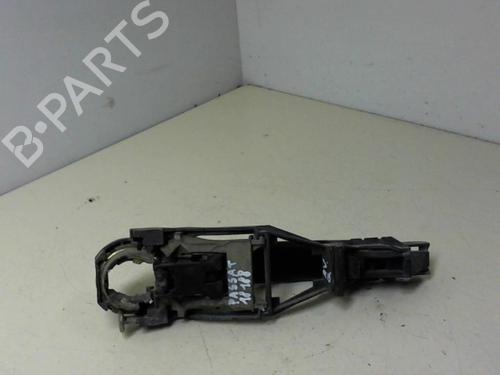 Klamka zewnętrzna drzwi przednich lewych VW PASSAT B5 (3B2) 1.9 TDI | BP20973518C128 