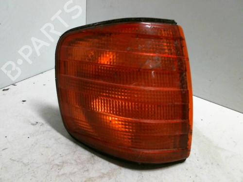 Used Right front indicator Right front indicator MERCEDES-BENZ S-CLASS (W126) 300 SE, SEL (126.024, 126.025) (180 hp) 22022047 22022047