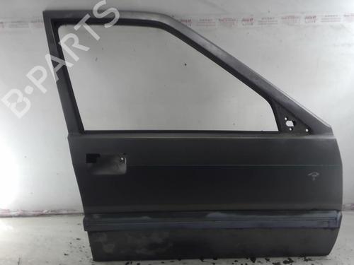 Dør højre fortil Dør højre fortil RENAULT 21 (B48_) 1.7 (B48E) (90 hp) 22022601 22022601