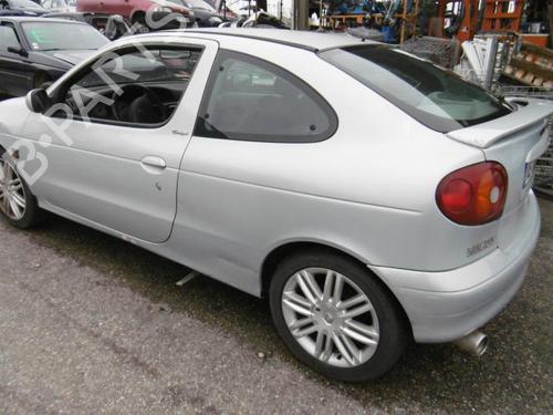 Front right window mechanism RENAULT MEGANE I Coach (DA0/1_) 1.6 16V (DA0B, DA04, DA11) | BP20958476C23