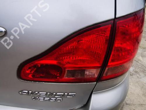 Used Right tailgate light Right tailgate light TOYOTA AVENSIS VERSO (_M2_) 2.0 D (CLM20_, CLM20R) (116 hp) 20951498 20951498