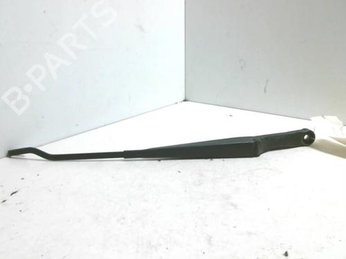 Used Front windshield wiper arm SEAT IBIZA II (6K1) 1.4 i (60 hp) 20970226