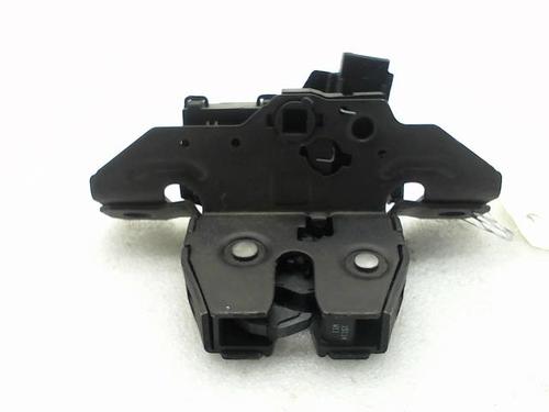 tailgate-lock-opel-astra-j-p10-16-cdti-68-39066717-2009-2010-2011-2012-2013-2014-2015-2016-20969145 main image