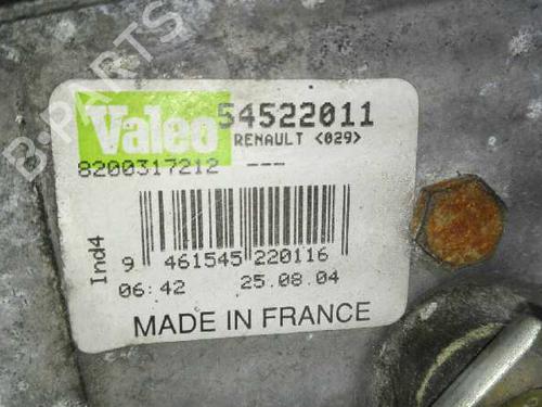 Used Front wiper motor RENAULT LAGUNA II (BG0/1_) [2001-2007]  20774508