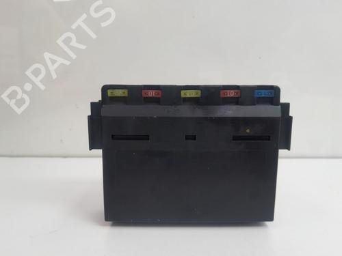 Used Fuse box Fuse box LEXUS IS II (_E2_) 220d (ALE20) (177 hp) 34134634 34134634