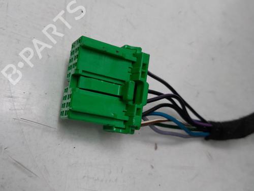 Right mirror VOLVO V70 III (135) 2.4 D | BP30043733C27