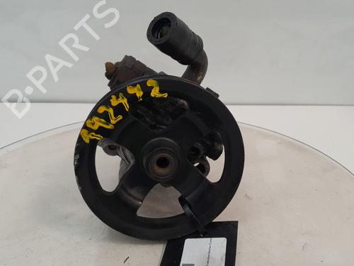 Used Steering pump TOYOTA AVENSIS Saloon (_T25_) 2.0 D-4D (CDT250_, CDT250R) (116 hp) 29427477