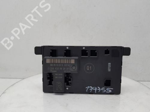 Used Comfort control module MERCEDES-BENZ C-CLASS (W203) C 220 CDI (203.006, 203.008) (143 hp) 24155537