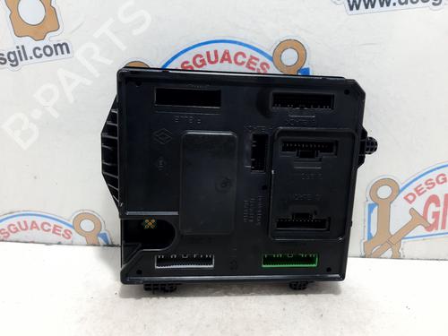 Elektronische module RENAULT SCÉNIC III (JZ0/1_) [2008-2016]  20749077