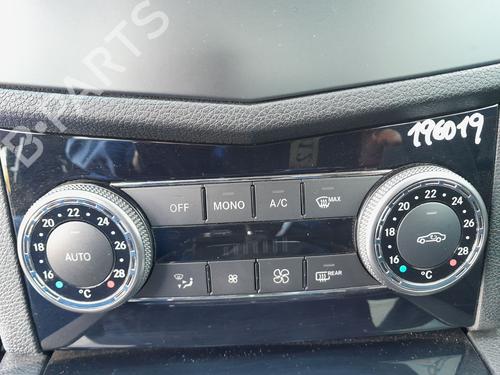 climate-control-mercedes-benz-c-class-w204-2007-2008-2009-2010-2011-2012-2013-2014-2015-34130718 main image