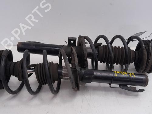 Used Right front shock absorber RENAULT MEGANE II Saloon (LM0/1_) [2003-2025]  28950564