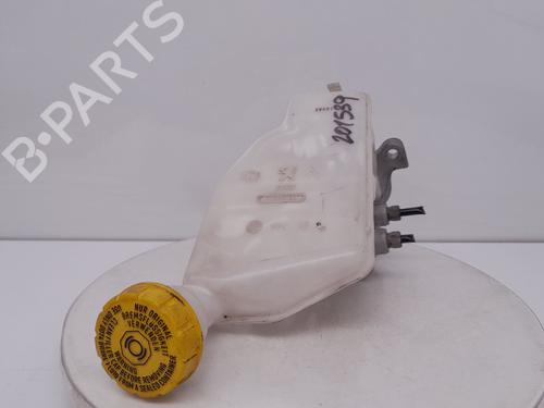 Used Brake master cylinder Brake master cylinder PEUGEOT 208 I (CA_, CC_) 1.6 HDi (92 hp) 34131981 34131981