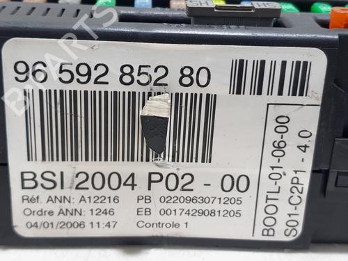 Fuse box PEUGEOT 807 (EB_) 2.0 HDi | BP21267057E1 