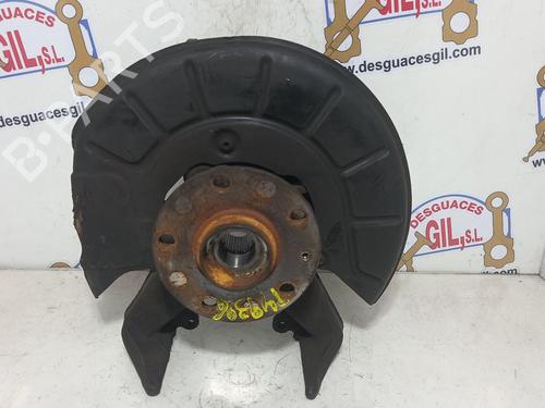 Used Right front steering knuckle VW GOLF VI (5K1) [2008-2014]  20759581