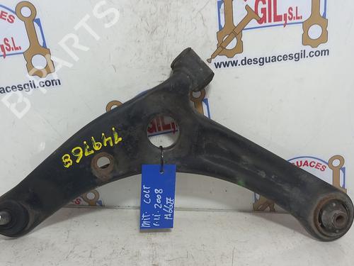 Venstre fortil bærearm MITSUBISHI COLT VI (Z3_A, Z2_A) 1.1 (Z31A, Z32A) (75 hp) 20759669