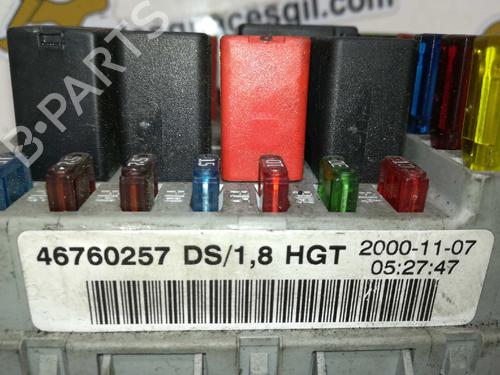 Caja reles / fusibles FIAT PUNTO (188_) 1.9 DS 60 (188.031, .051, .231, .251) | BP20796952E1