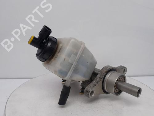 Used Brake master cylinder DACIA DUSTER (HS_) 1.5 dCi (86 hp) 30487123