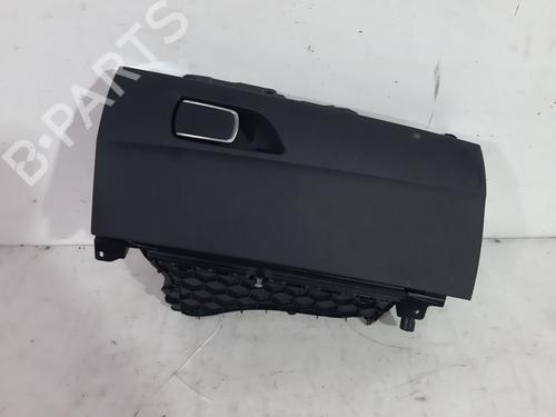 Used Glove box BMW 1 (F21) 118 d (143 hp) 22600929