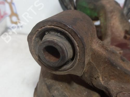 Right rear steering knuckle MITSUBISHI PAJERO III (V7_W, V6_W) 3.2 Di-D (V68W) | BP20807824M28 