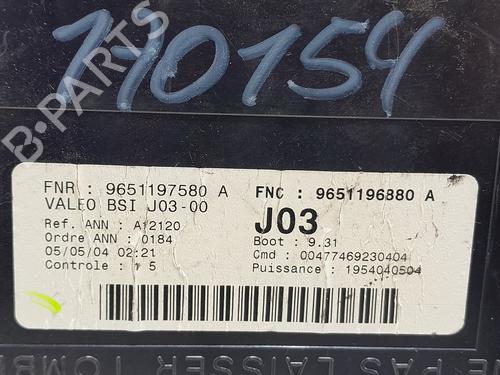 Fuse box PEUGEOT 307 (3A/C) 2.0 HDi 110 | BP21267054E1 
