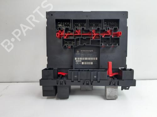 Used Fuse box Fuse box VW TOURAN (1T1, 1T2) [2003-2011] 34132595 34132595
