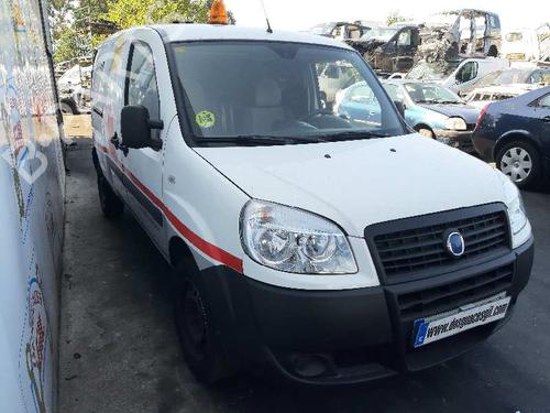 Fuse box FIAT DOBLO MPV (119_, 223_) 1.3 JTD | BP20739622E1