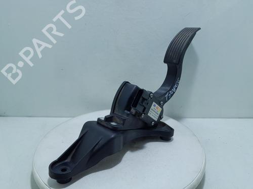 Pedal HYUNDAI SANTA FÉ II (CM) 2.2 CRDi GLS (150 hp) 21521578