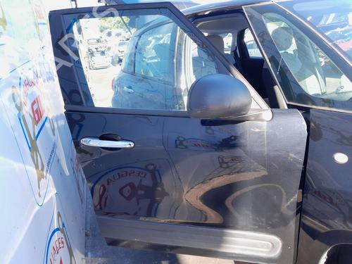 right-front-door-fiat-500l-351_-352_-2012-34380924 main image